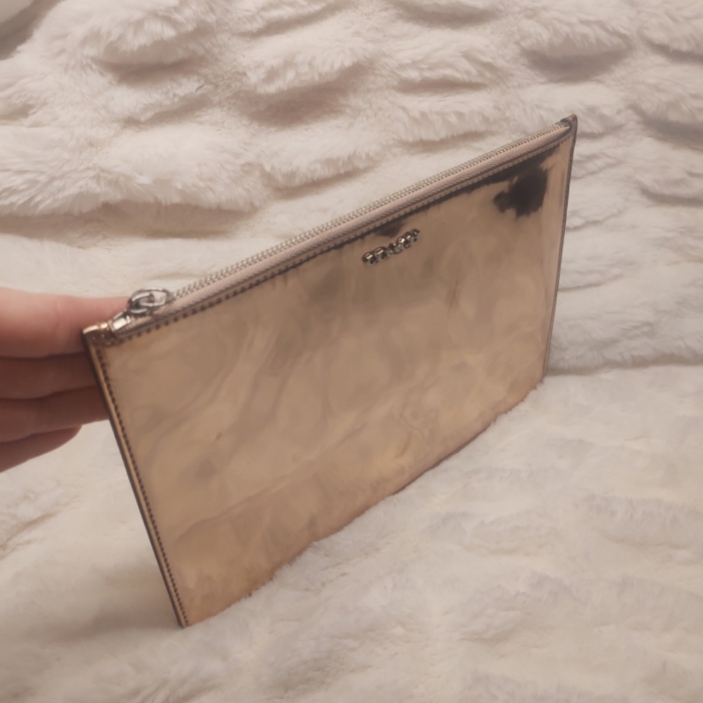 SALE!🔥 COACH Mirror Metallic Large Gold Pouch
